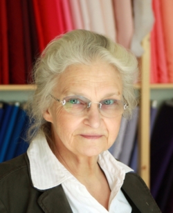 Esther Portrait_kl Esther Miller